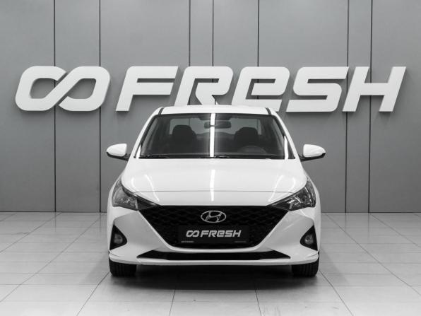 Hyundai Solaris II Рестайлинг с пробегом 2021 года, цена 1 650 000 рублей, 57974 км, седан, Автокод Объявления
