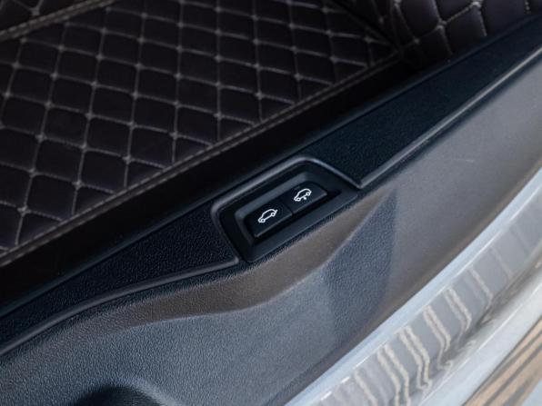 BMW X7 I (G07) Рестайлинг с пробегом 2023 года, цена 13 999 000 рублей, 26360 км, внедорожник, Автокод Объявления
