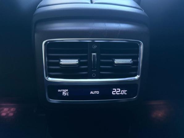 Kia K900 II с пробегом 2021 года, цена 2 890 000 рублей, 164243 км, седан, Автокод Объявления