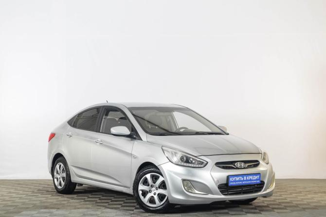 Hyundai Solaris I с пробегом 2013 года, цена 749 000 рублей, 204000 км, седан, Автокод Объявления