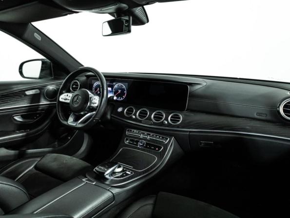 Mercedes-Benz E-Класс V (W213 S213 C238) с пробегом 2019 года, цена 2 449 585 рублей, 268708 км, седан, Автокод Объявления