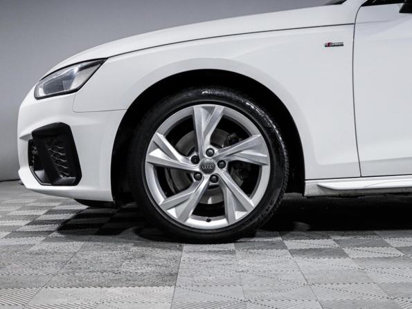Audi A4 V (B9) Рестайлинг с пробегом 2020 года, цена 2 970 000 рублей, 87622 км, седан, Автокод Объявления