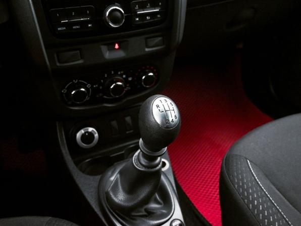 Renault Duster I Рестайлинг с пробегом 2019 года, цена 1 529 000 рублей, 100034 км, внедорожник, Автокод Объявления