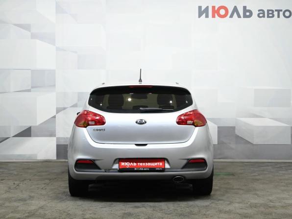 Kia Ceed II с пробегом 2012 года, цена 1 200 000 рублей, 159458 км, хэтчбек, Автокод Объявления