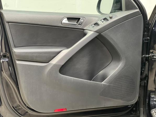 Volkswagen Tiguan I с пробегом 2009 года, цена 1 099 500 рублей, 248164 км, внедорожник, Автокод Объявления