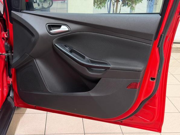 Ford Focus III с пробегом 2013 года, цена 798 000 рублей, 147000 км, хэтчбек, Автокод Объявления