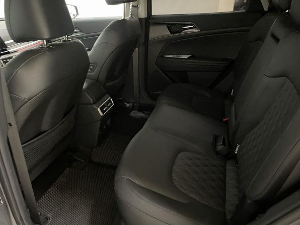 Kia Sportage V с пробегом 2024 года, цена 4 399 000 рублей, 9629 км, внедорожник, Автокод Объявления