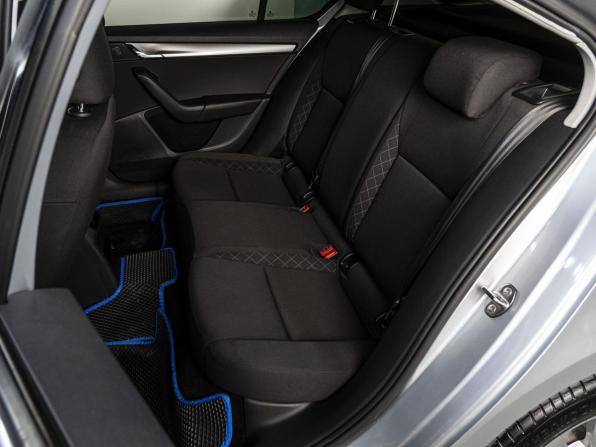 Skoda Octavia III (A7) Рестайлинг с пробегом 2019 года, цена 1 455 000 рублей, 106644 км, лифтбек, Автокод Объявления