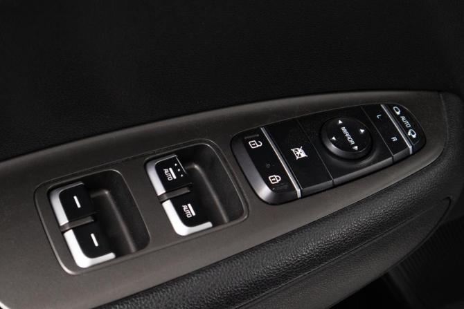 Kia Optima IV с пробегом 2018 года, цена 1 889 000 рублей, 110647 км, седан, Автокод Объявления