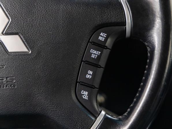 Mitsubishi Pajero IV с пробегом 2011 года, цена 2 390 000 рублей, 141002 км, внедорожник, Автокод Объявления