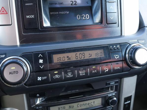 Toyota Land Cruiser Prado 150 Series с пробегом 2010 года, цена 2 499 000 рублей, 299433 км, внедорожник, Автокод Объявления