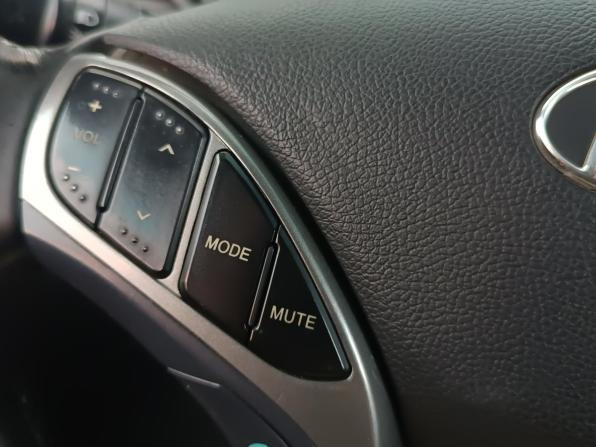 Hyundai Elantra V (MD) Рестайлинг с пробегом 2015 года, цена 1 210 000 рублей, 115877 км, седан, Автокод Объявления