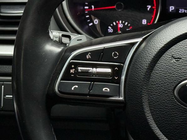 Kia Ceed III с пробегом 2021 года, цена 1 799 000 рублей, 73220 км, универсал, Автокод Объявления