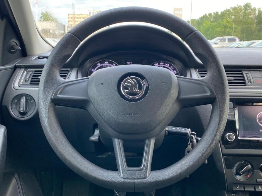 Skoda Rapid I Санкт-Петербург  - изображение 8