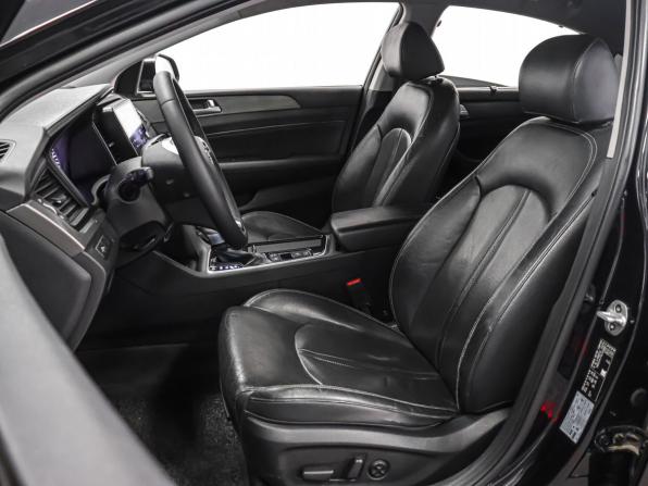 Hyundai Sonata VII (LF) Рестайлинг с пробегом 2017 года, цена 1 429 000 рублей, 119533 км, седан, Автокод Объявления