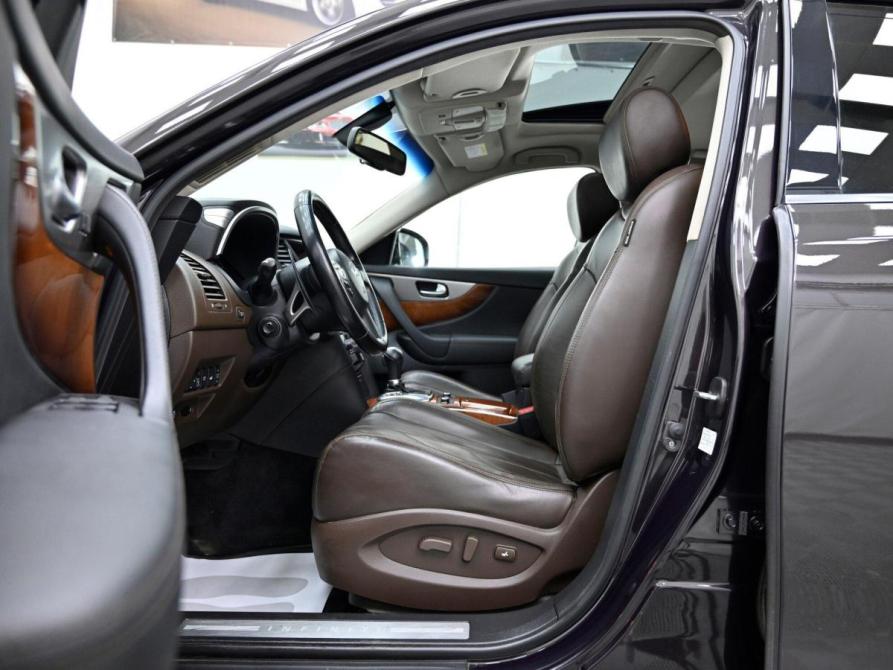 Infiniti QX70 Москва  - изображение 10