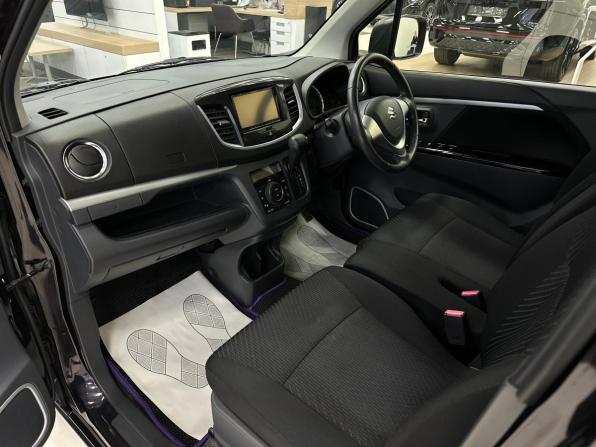 Suzuki Wagon R V с пробегом 2013 года, цена 665 000 рублей, 175700 км, хэтчбек, Автокод Объявления