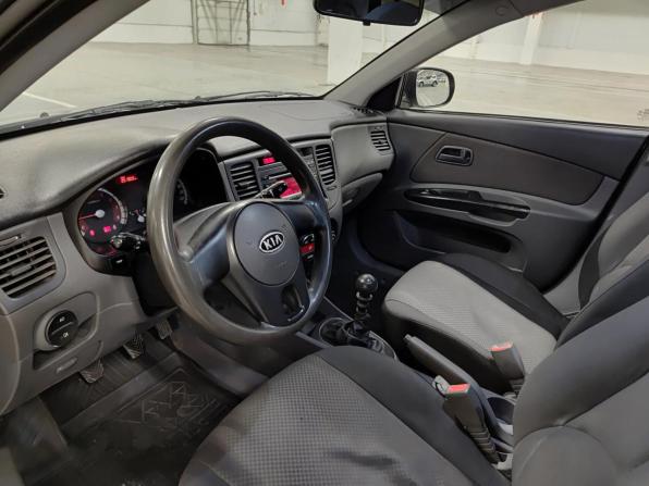 Kia Rio II Рестайлинг с пробегом 2010 года, цена 590 000 рублей, 251901 км, седан, Автокод Объявления