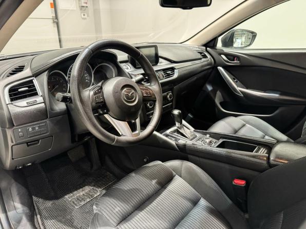 Mazda 6 III (GJ) Рестайлинг с пробегом 2015 года, цена 1 373 873 рубля, 232279 км, седан, Автокод Объявления