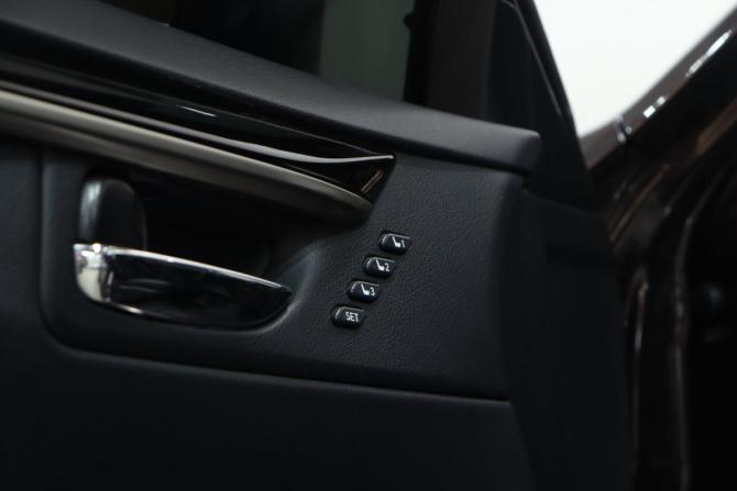 Lexus ES VI с пробегом 2014 года, цена 2 400 000 рублей, 111126 км, седан, Автокод Объявления