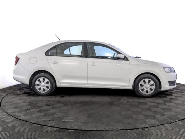 Skoda Rapid I Рестайлинг с пробегом 2019 года, цена 850 000 рублей, 250103 км, лифтбек, Автокод Объявления