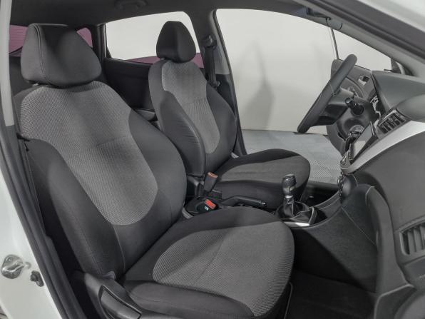 Hyundai Solaris I с пробегом 2013 года, цена 554 000 рублей, 174614 км, хэтчбек, Автокод Объявления