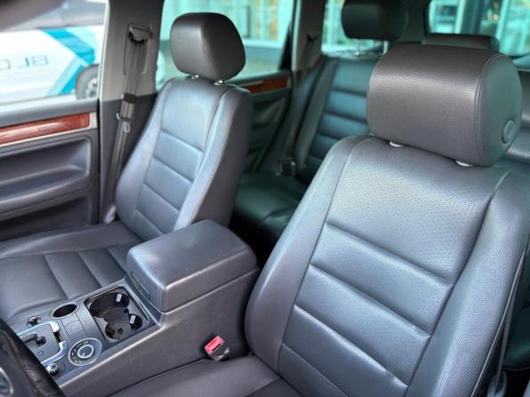 Volkswagen Touareg I с пробегом 2004 года, цена 592 000 рублей, 241835 км, внедорожник, Автокод Объявления