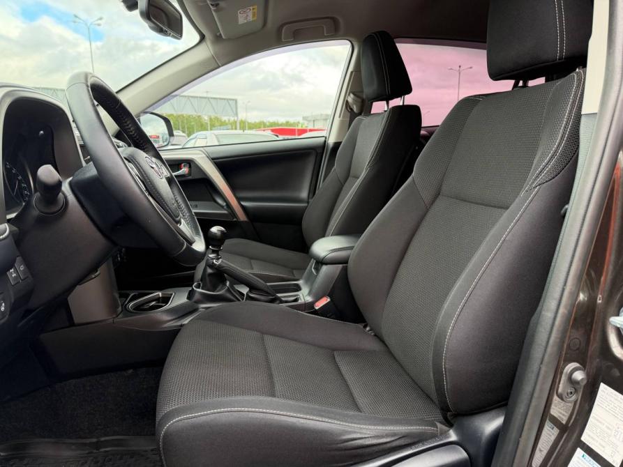 Toyota RAV4 IV (XA40) Рестайлинг Санкт-Петербург  - изображение 17