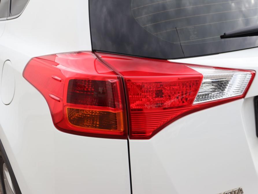 Toyota RAV4 IV (XA40) Москва  - изображение 24