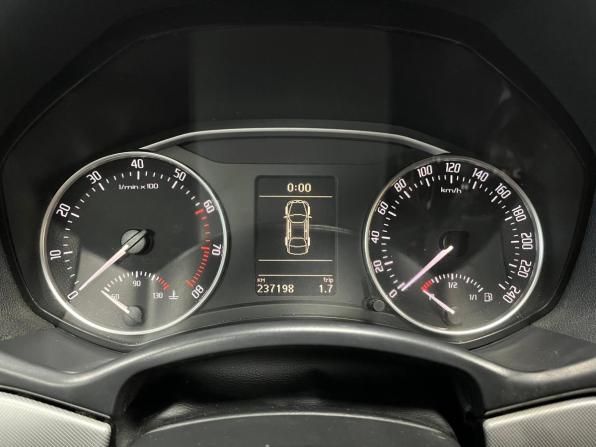 Skoda Octavia II (A5) Рестайлинг с пробегом 2011 года, цена 679 000 рублей, 237000 км, лифтбек, Автокод Объявления