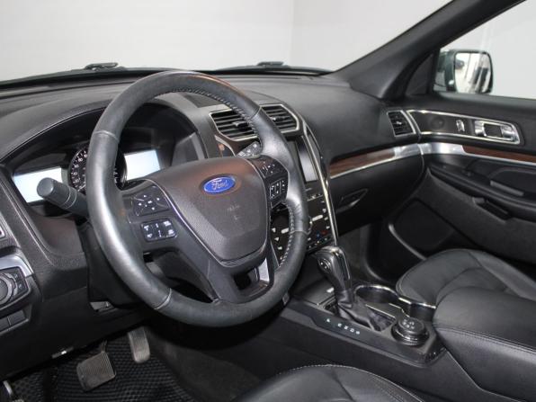 Ford Explorer V Рестайлинг с пробегом 2018 года, цена 2 599 900 рублей, 115571 км, внедорожник, Автокод Объявления