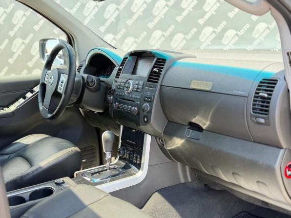 Nissan Pathfinder III Рестайлинг с пробегом 2012 года, цена 2 300 000 рублей, 50000 км, внедорожник, Автокод Объявления