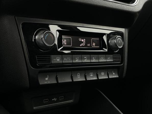 Skoda Rapid II с пробегом 2020 года, цена 1 597 300 рублей, 66900 км, лифтбек, Автокод Объявления