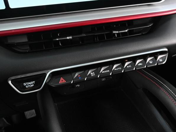 Geely Coolray I Рестайлинг с пробегом 2024 года, цена 2 199 000 рублей, 15301 км, внедорожник, Автокод Объявления