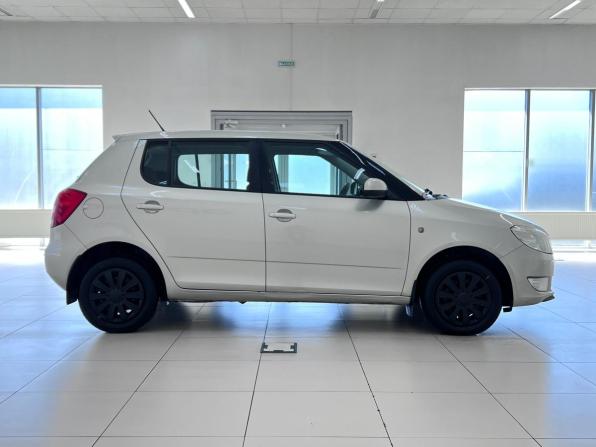 Skoda Fabia II Рестайлинг с пробегом 2013 года, цена 665 000 рублей, 139906 км, хэтчбек, Автокод Объявления