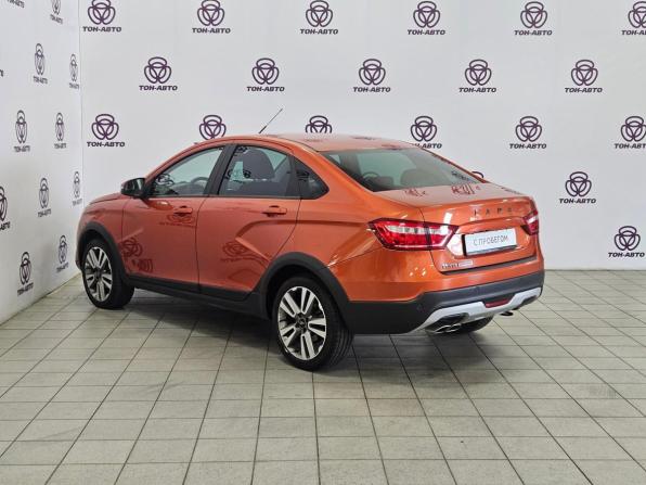 Lada (ВАЗ) Vesta I с пробегом 2021 года, цена 1 296 000 рублей, 44231 км, универсал, Автокод Объявления