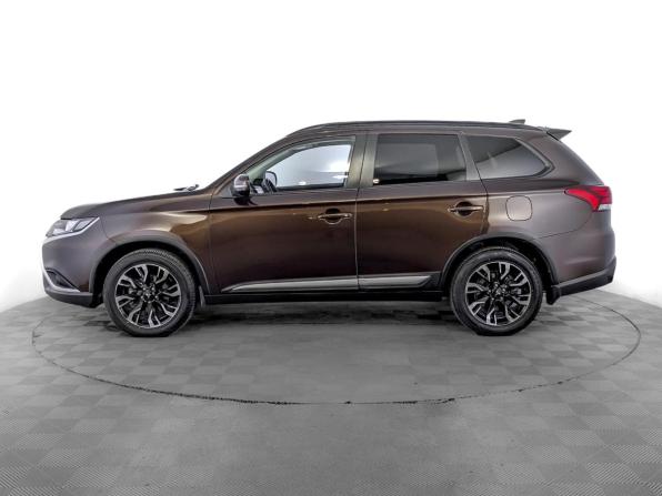 Mitsubishi Outlander III Рестайлинг 3 с пробегом 2021 года, цена 2 750 000 рублей, 65267 км, внедорожник, Автокод Объявления