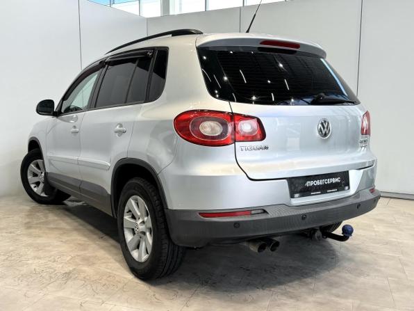 Volkswagen Tiguan I с пробегом 2010 года, цена 1 100 000 рублей, 182305 км, внедорожник, Автокод Объявления