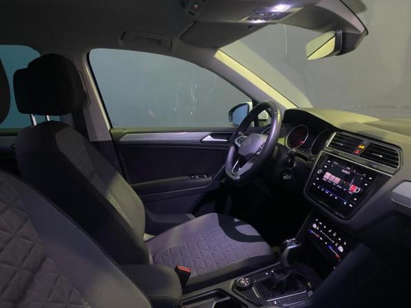 Volkswagen Tiguan II Рестайлинг с пробегом 2021 года, цена 3 550 000 рублей, 41628 км, внедорожник, Автокод Объявления