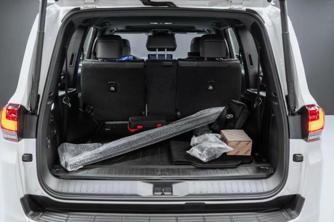 Новый Toyota Land Cruiser 300 Series 2026 года, цена 13 990 000 рублей, внедорожник, Автокод Объявления