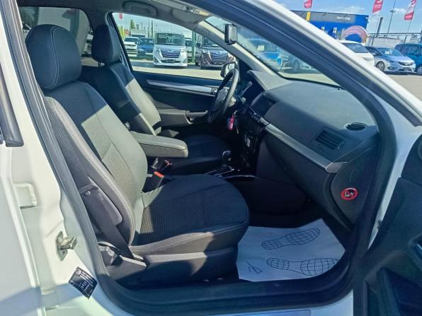 Opel Astra H Рестайлинг с пробегом 2013 года, цена 749 995 рублей, 154606 км, хэтчбек, Автокод Объявления
