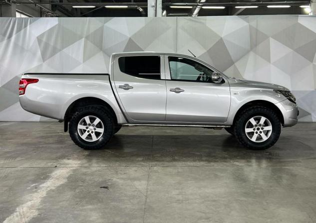 Mitsubishi L200 V с пробегом 2015 года, цена 1 450 000 рублей, 206204 км, пикап, Автокод Объявления