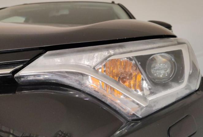 Toyota RAV4 IV (XA40) Рестайлинг с пробегом 2016 года, цена 1 880 000 рублей, 226719 км, внедорожник, Автокод Объявления