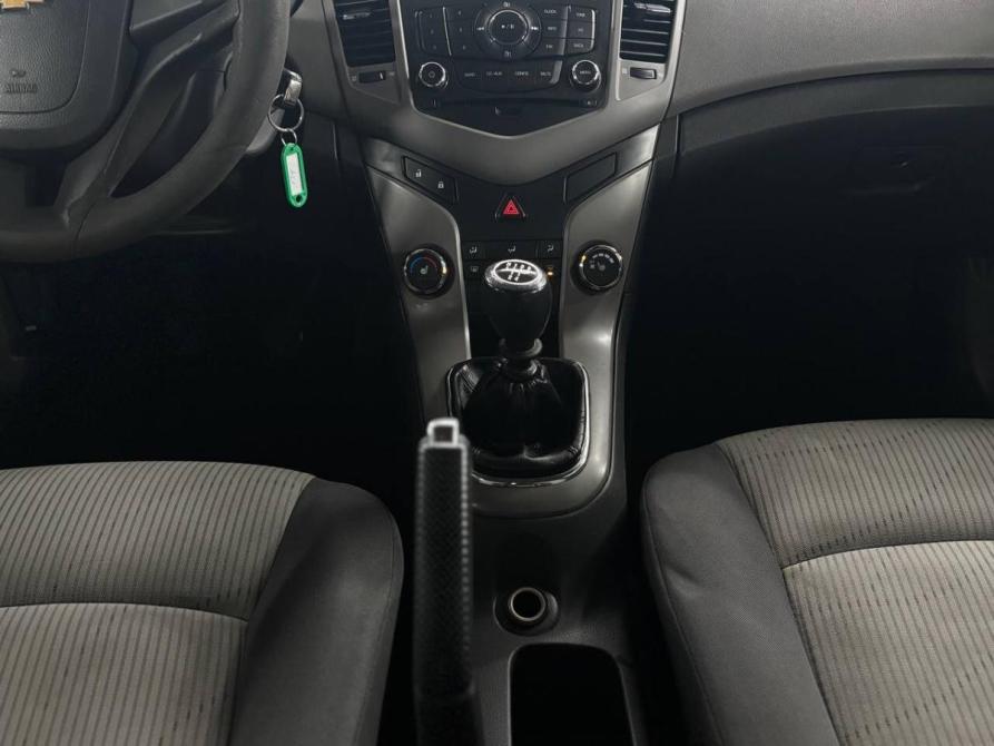 Chevrolet Cruze I Санкт-Петербург  - изображение 16