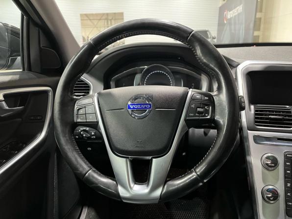 Volvo XC60 I Рестайлинг с пробегом 2017 года, цена 2 449 000 рублей, 149720 км, внедорожник, Автокод Объявления