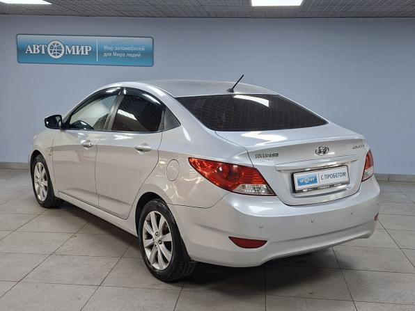 Hyundai Solaris I с пробегом 2014 года, цена 865 000 рублей, 203672 км, седан, Автокод Объявления