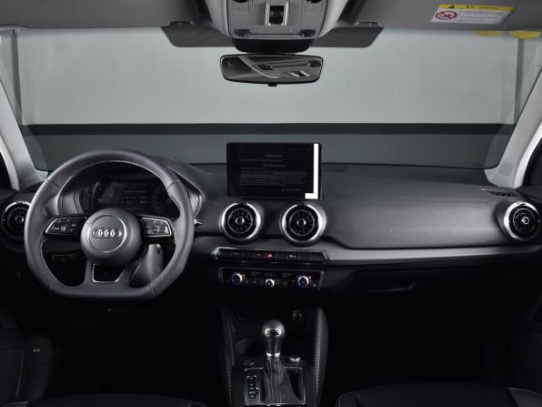 Audi Q2 I Рестайлинг с пробегом 2026 года, цена 3 599 995 рублей, 43 км, внедорожник, Автокод Объявления