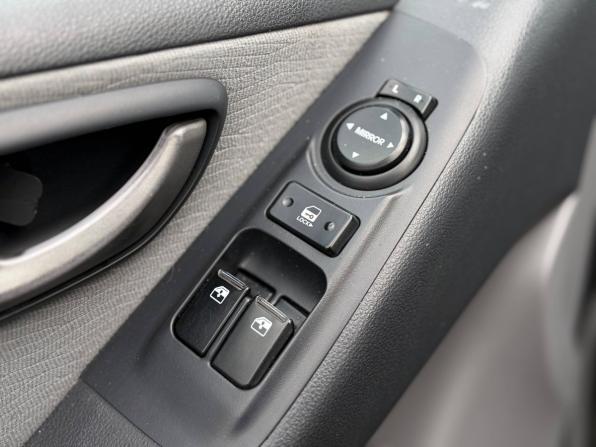 Hyundai H-1 II с пробегом 2008 года, цена 895 000 рублей, 454000 км, минивэн, Автокод Объявления