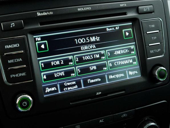 Skoda Yeti I с пробегом 2012 года, цена 978 000 рублей, 58598 км, внедорожник, Автокод Объявления