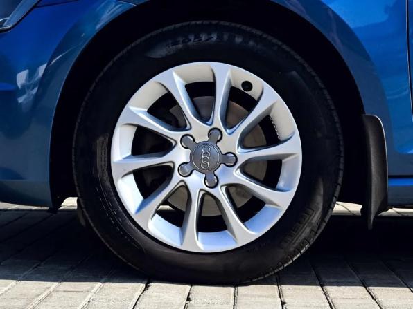 Volkswagen Golf VII с пробегом 2013 года, цена 971 000 рублей, 243453 км, хэтчбек, Автокод Объявления